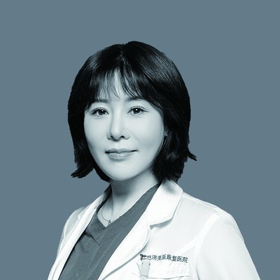 李康